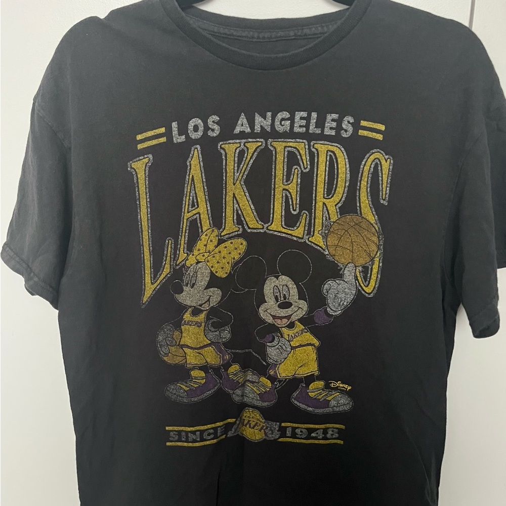 Disney X Junk Food Los Angeles Lakers NBA Mickey And Minnie T-Shirt Size Medium